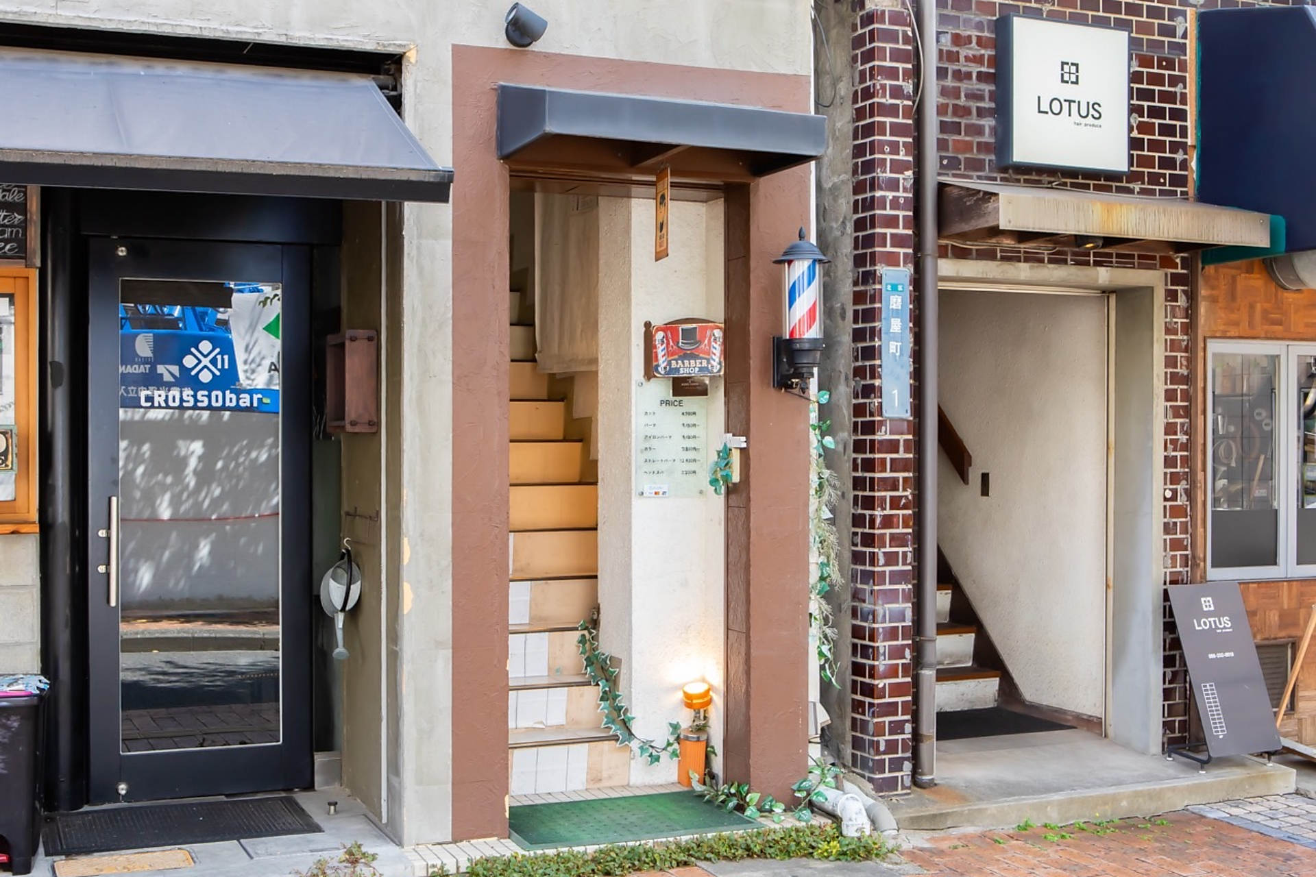 店舗入り口の画像